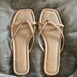 Dolce Vita Lucca sandals, size 8.5, tan